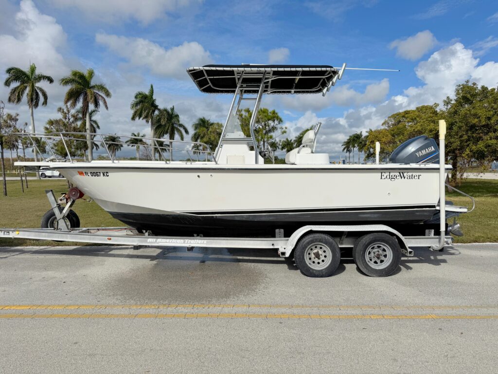 1996 Edgewater 240 CC