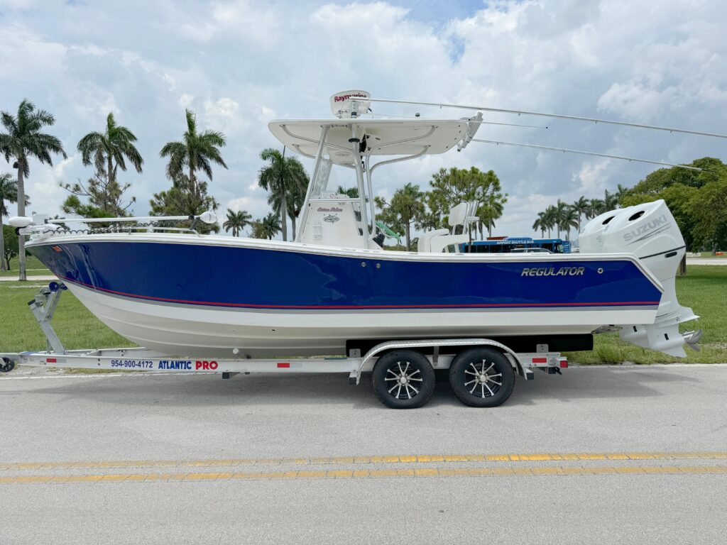 2005 Regulator 24 Forward Seating