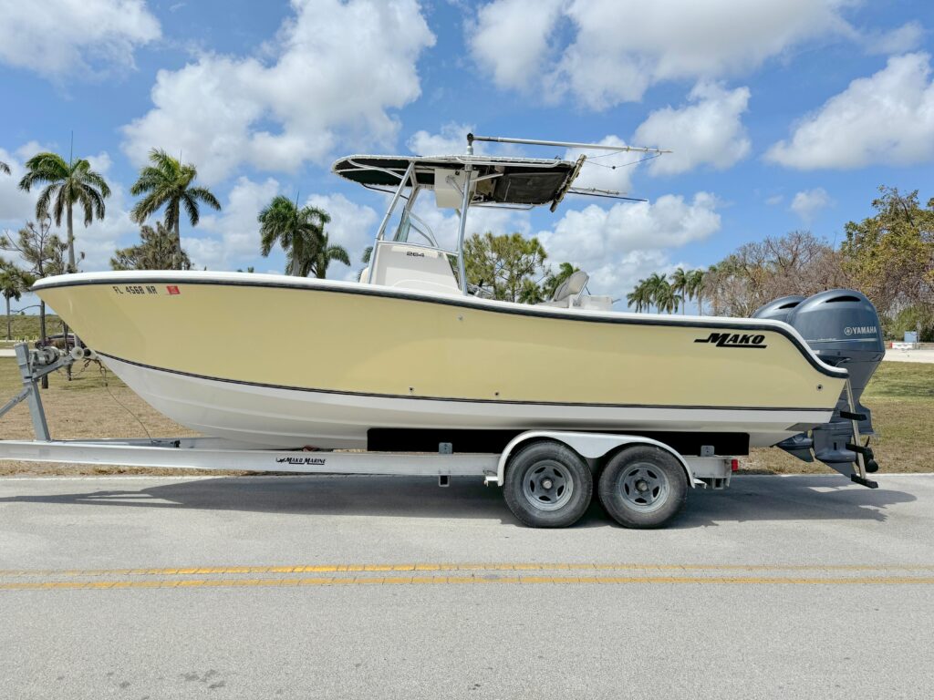 2006 Mako 264 Center Console