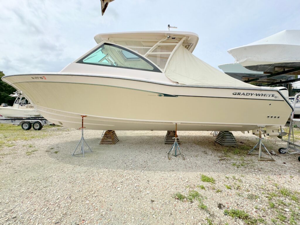 2014 Grady-White Freedom 375