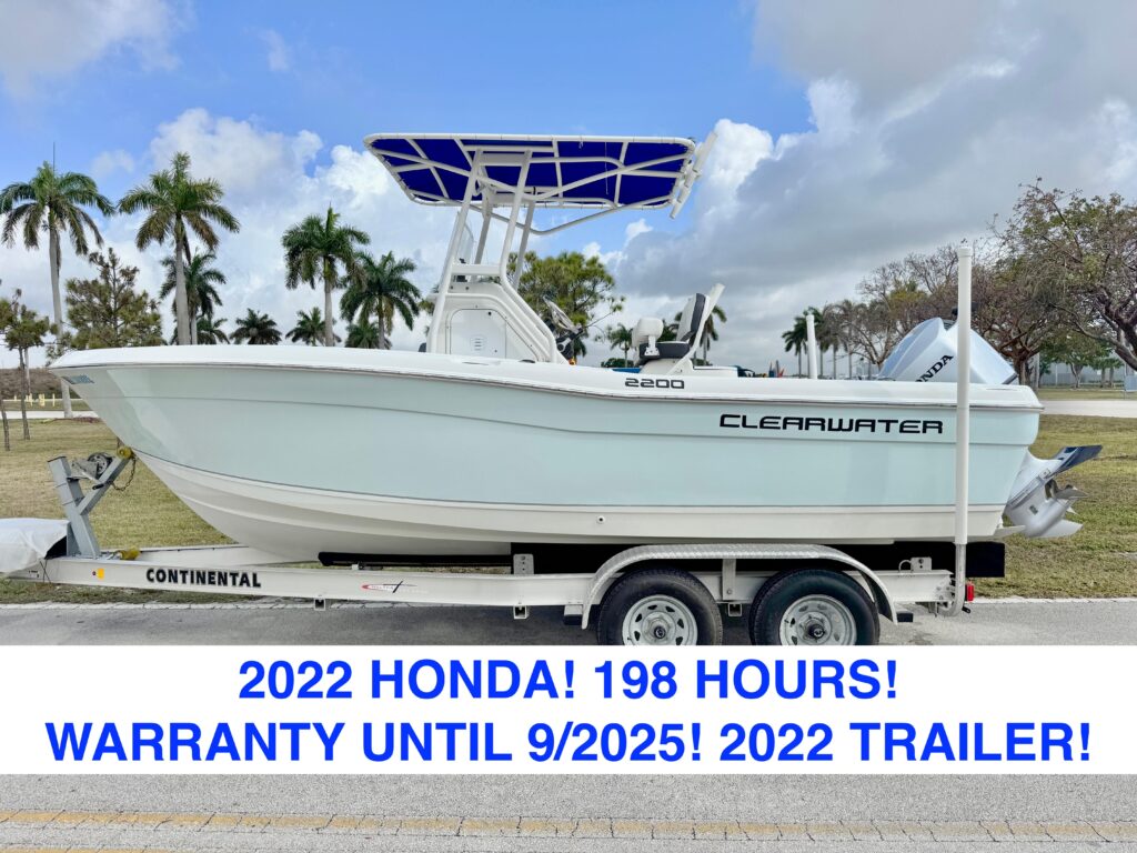 2016 Clearwater 2200 WI Center Console