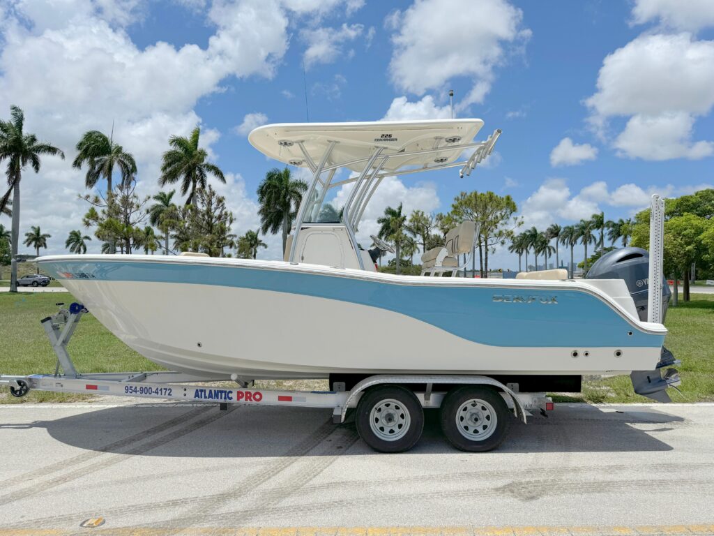 2016 Sea Fox 226 Commander