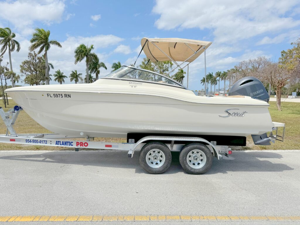 2018 Scout 210 Dorado