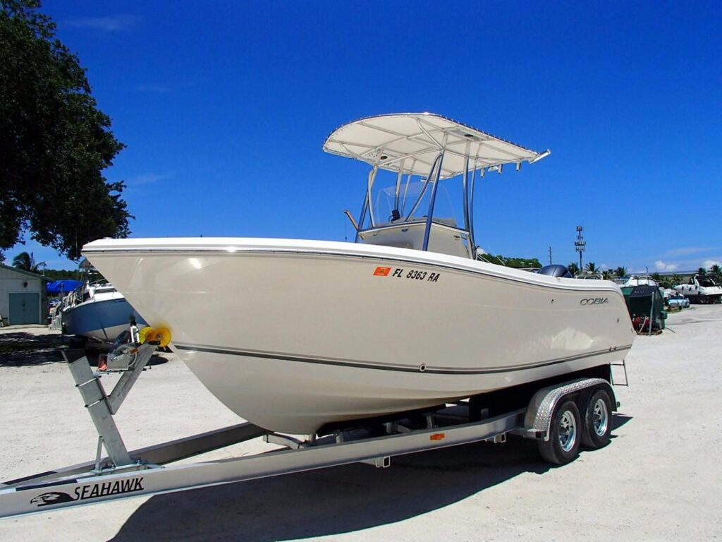 2016 Cobia 217 Center Console
