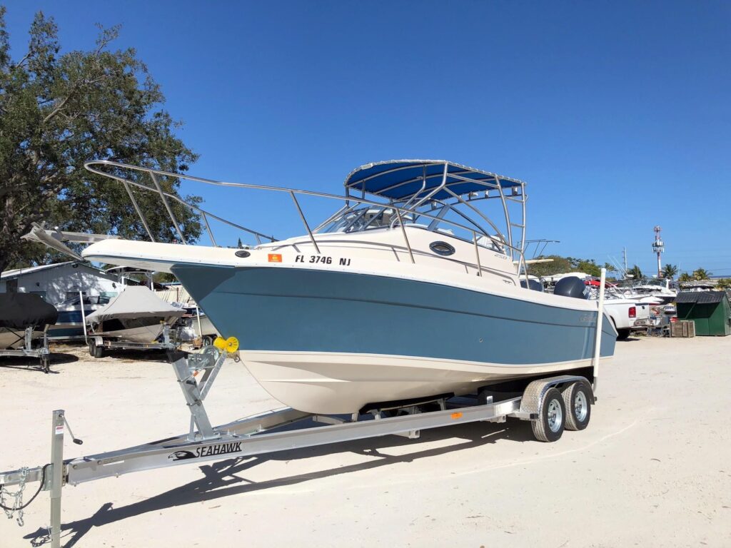2007 Cobia 250 Walkaround