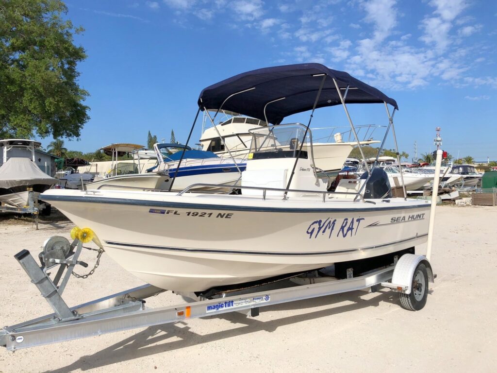 2005 Sea Hunt 172 Triton