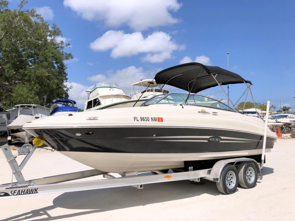 2007 Sea Ray 220 Sundeck