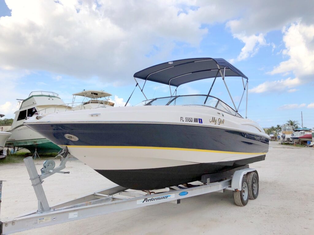 2004 Regal 2600 Bowrider