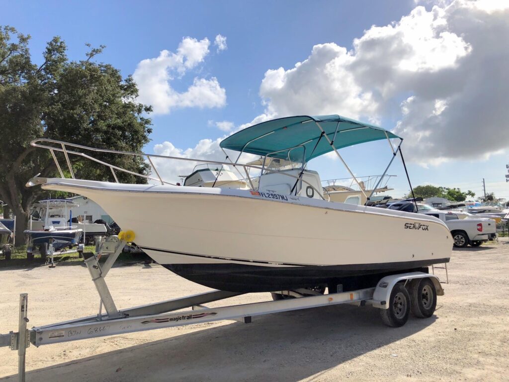 2004 Sea Fox 230 Center Console