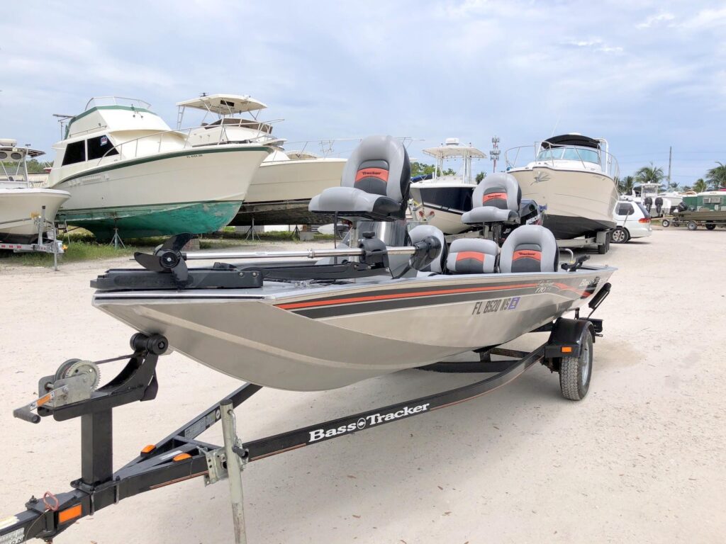 2008 Tracker Pro Team 170 TX
