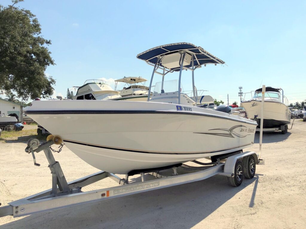 2007 Angler 204FX