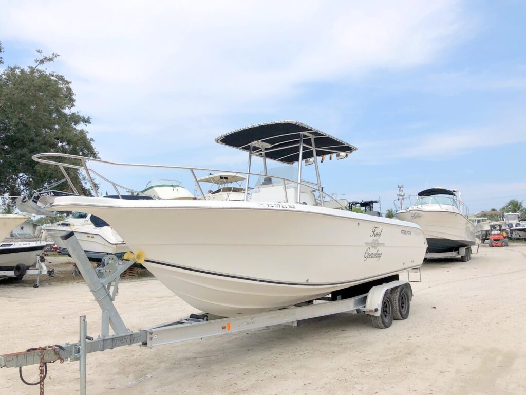 2005 Sea Fox 257 Center Console