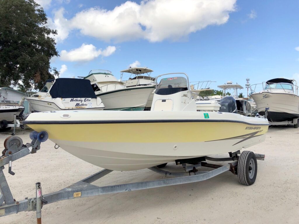 2003 Hydra-Sports 1900 Bay Bolt