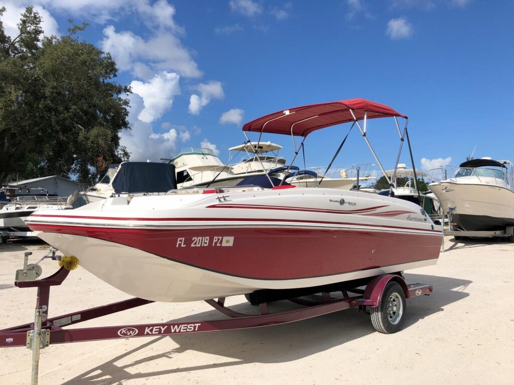 2015 Hurricane SunDeck Sport 188 IO