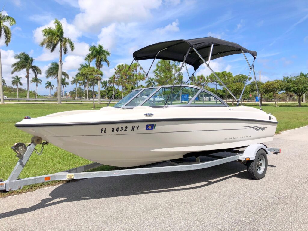 2009 Bayliner 175BR