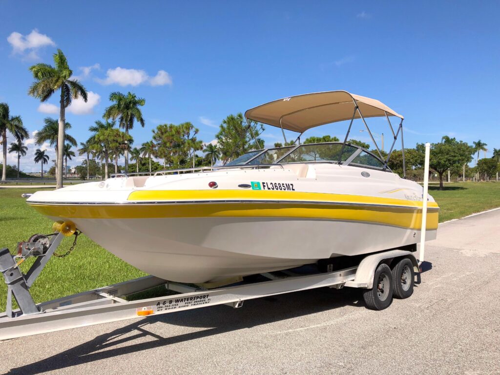 2006 NauticStar 210 DC Sport Deck