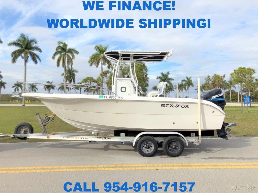 2004 Sea Fox 210 Center Console