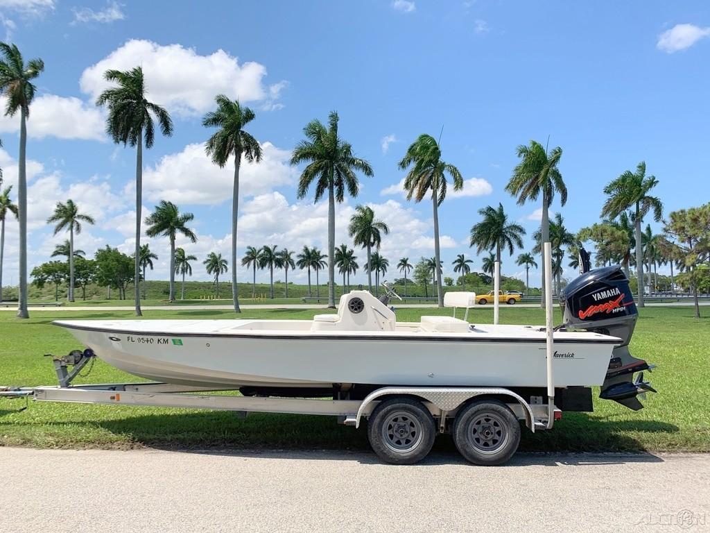 1998 Maverick 21 Master Angler