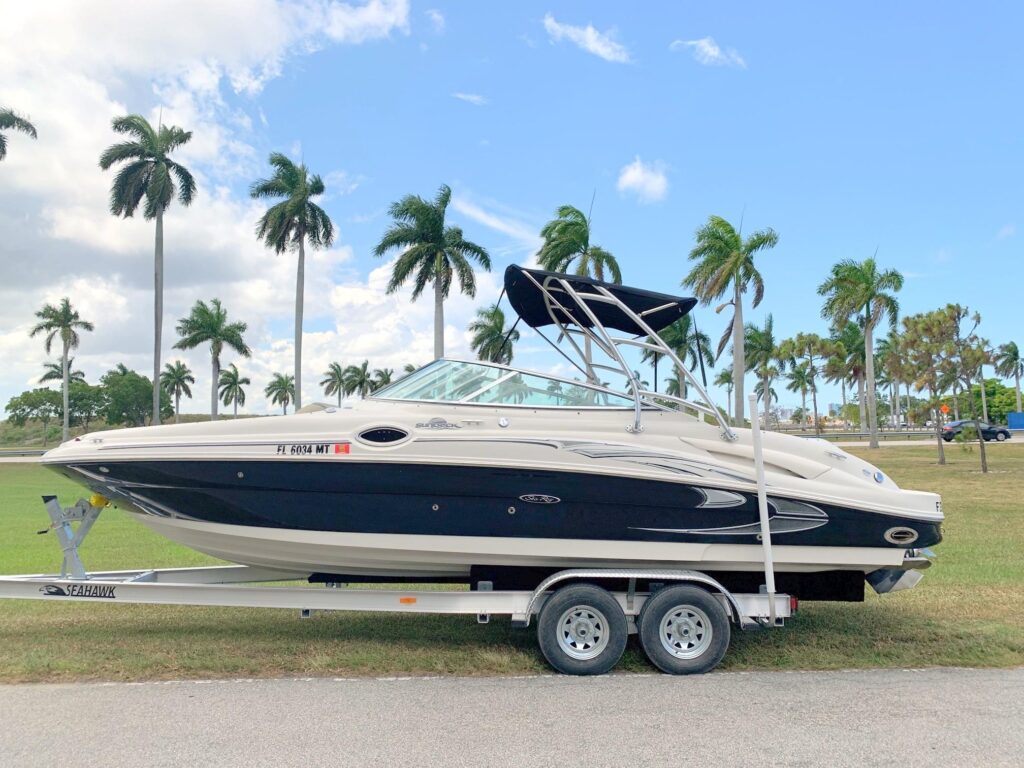 2005 Sea Ray 270 Sport