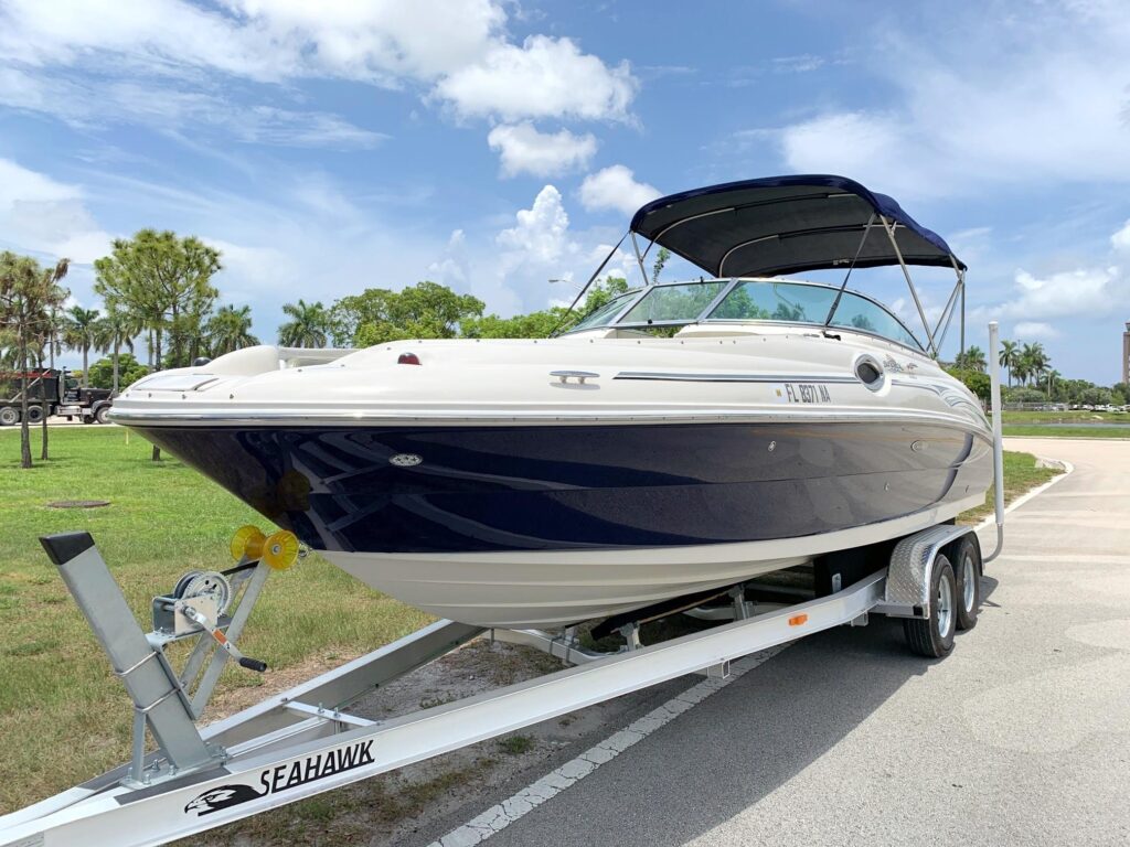 2006 Sea Ray 240 Sundeck