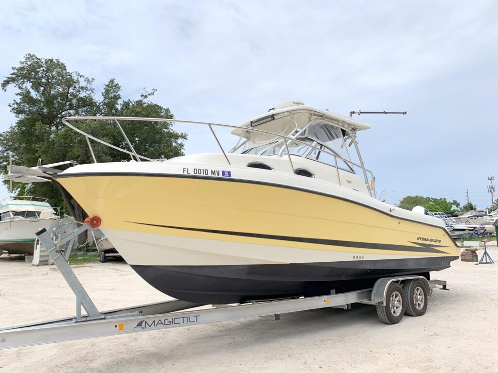 2005 Hydra-Sports Vector 2800 WA