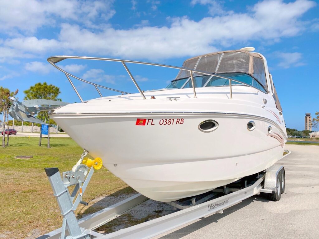 2010 Rinker 260 Express Cruiser