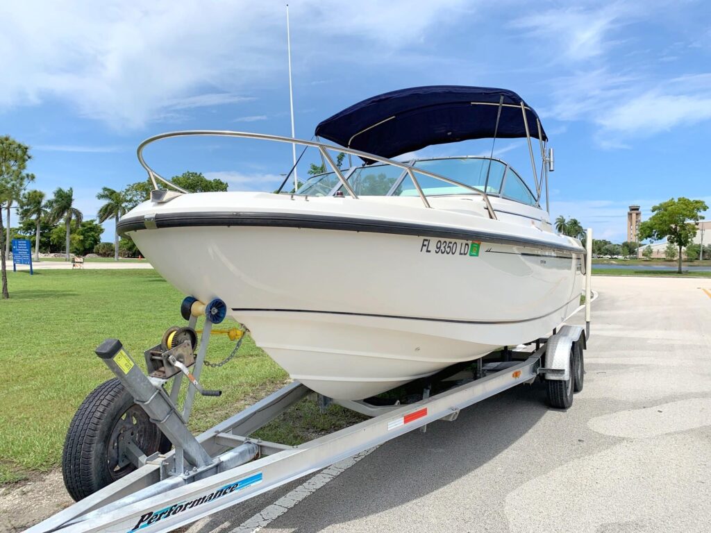 2000 Boston Whaler 21 Ventura