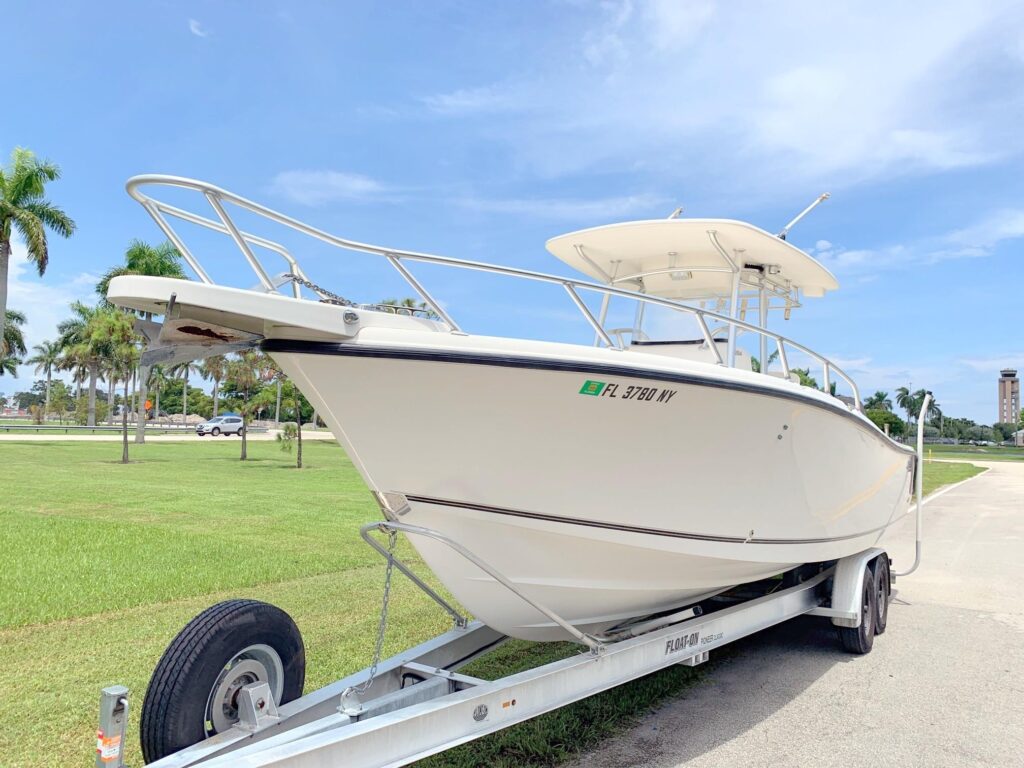 2006 Mako 284 Center Console