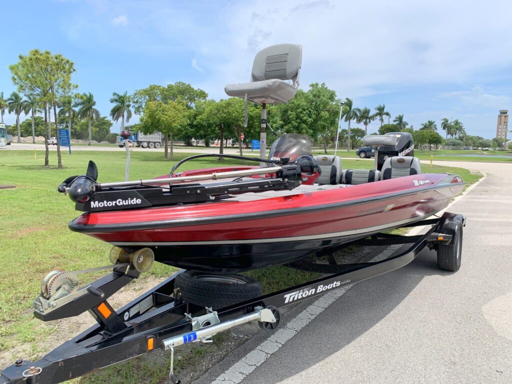 2008 Triton 18 Explorer