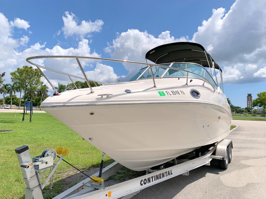 2010 Sea Ray 240 Sundancer