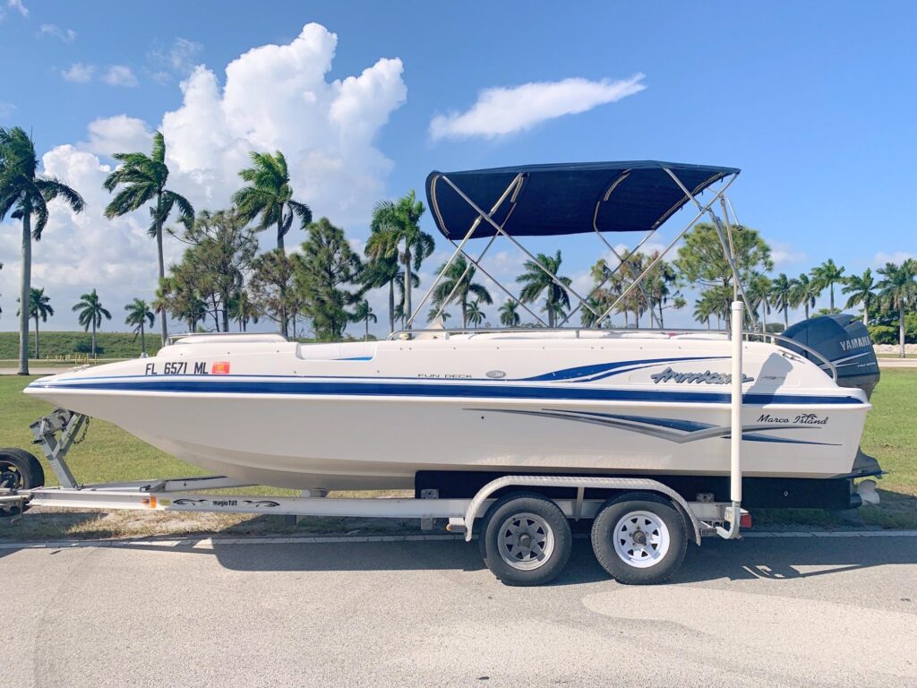 2004 Hurricane 201 Sundeck