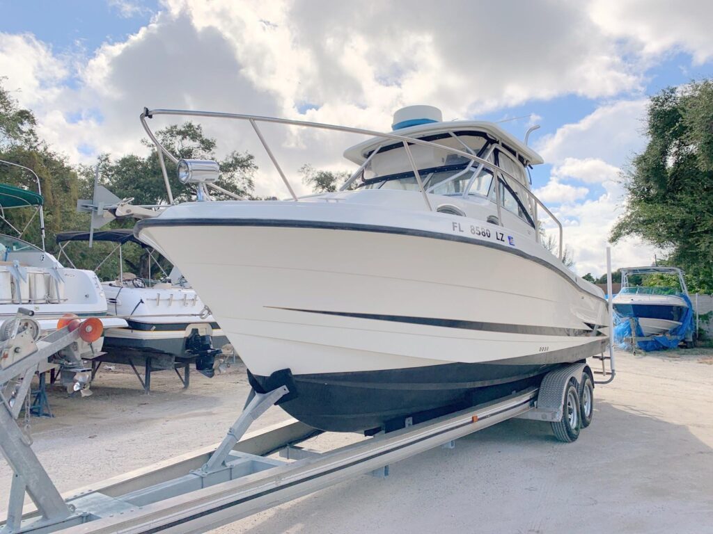 2003 Hydra-Sports 2800 WA