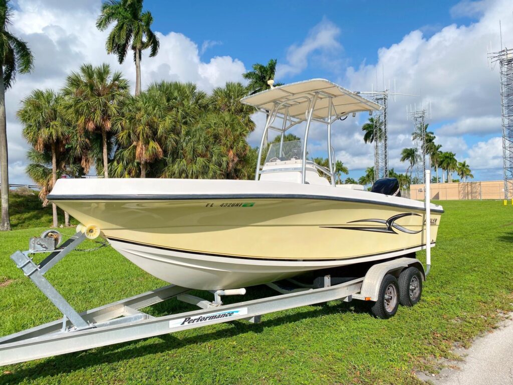 2006 Angler 204 FX Limited