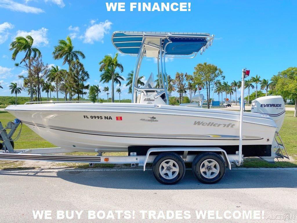 2004 Wellcraft 200 Fisherman