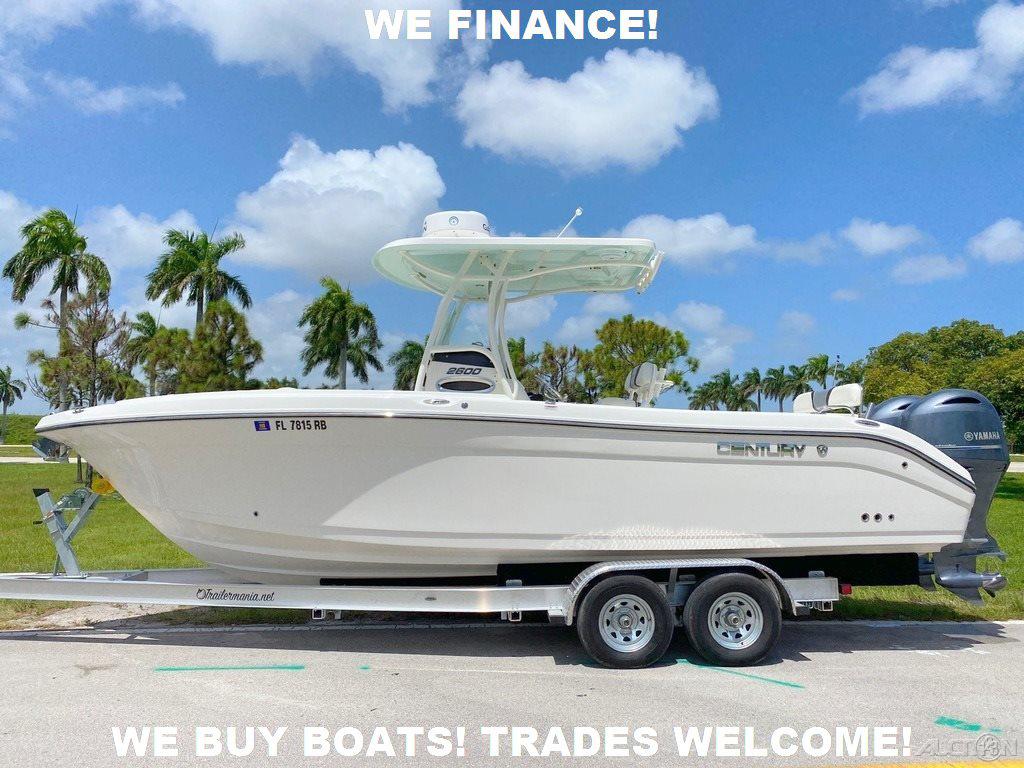 2016 Century 2600 Center Console