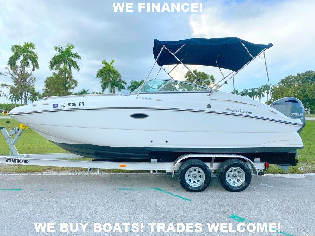 2018 Hurricane SunDeck 2200 OB