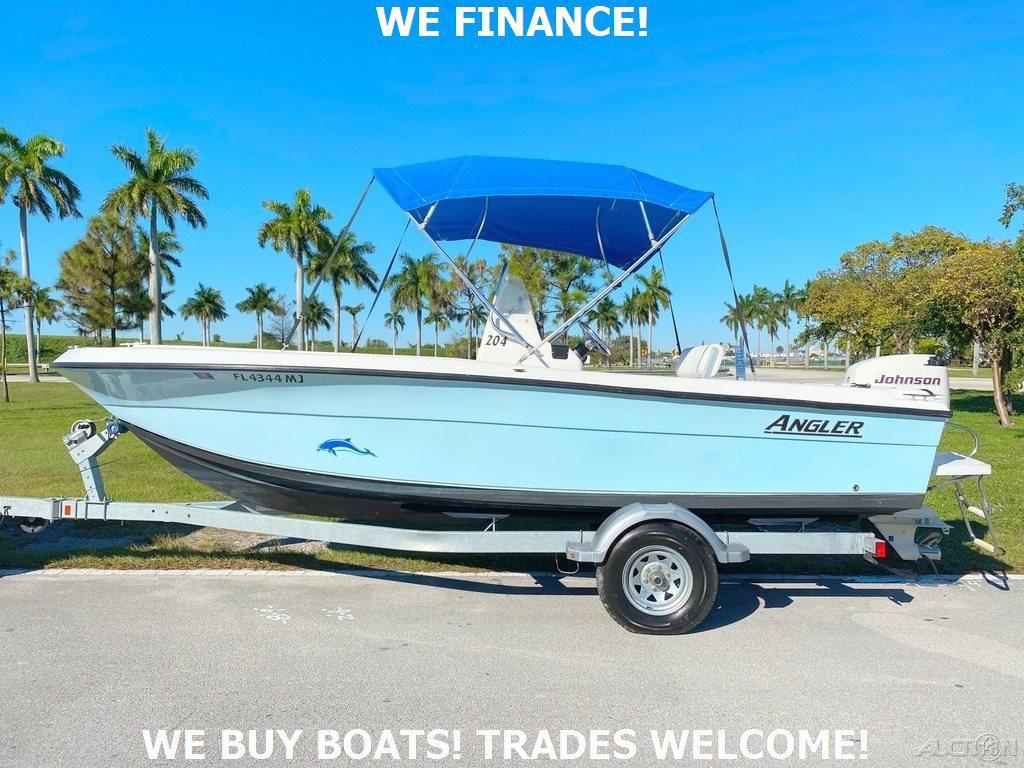 2003 Angler 204CC
