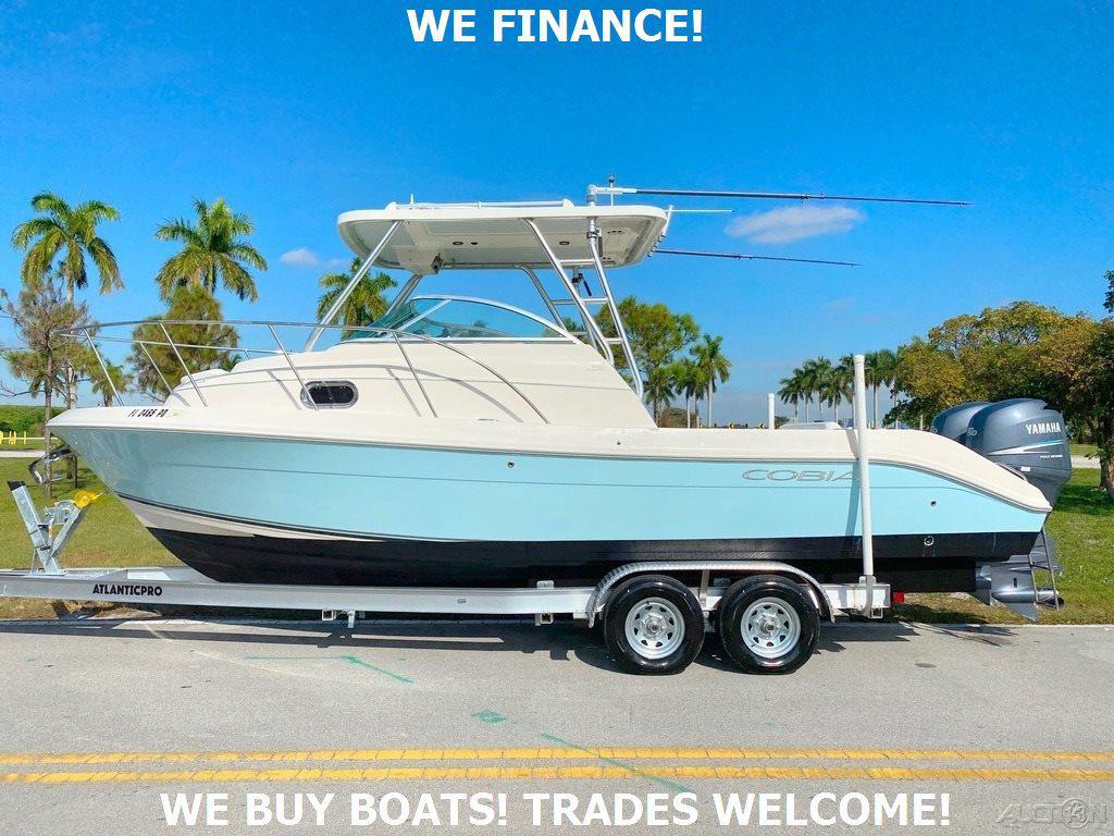 2008 Cobia 256 Express
