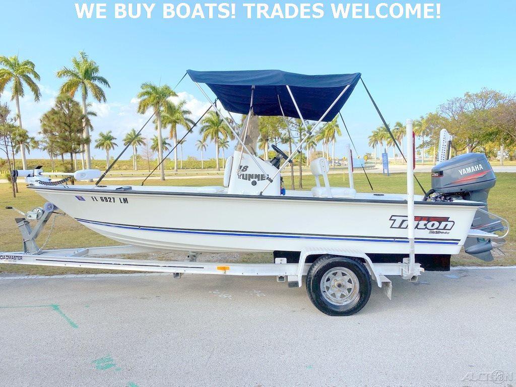 2001 Triton 18 Bay Flight