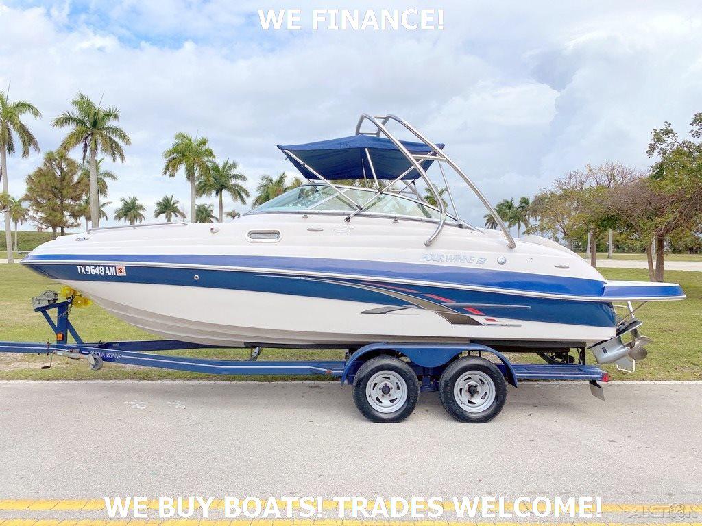 2007 Four Winns 224 Funship