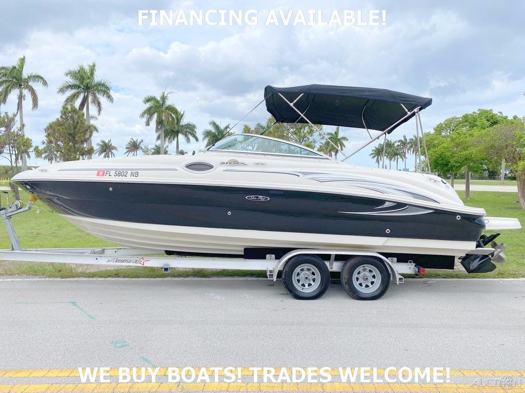 2006 Sea Ray 240 Sundeck