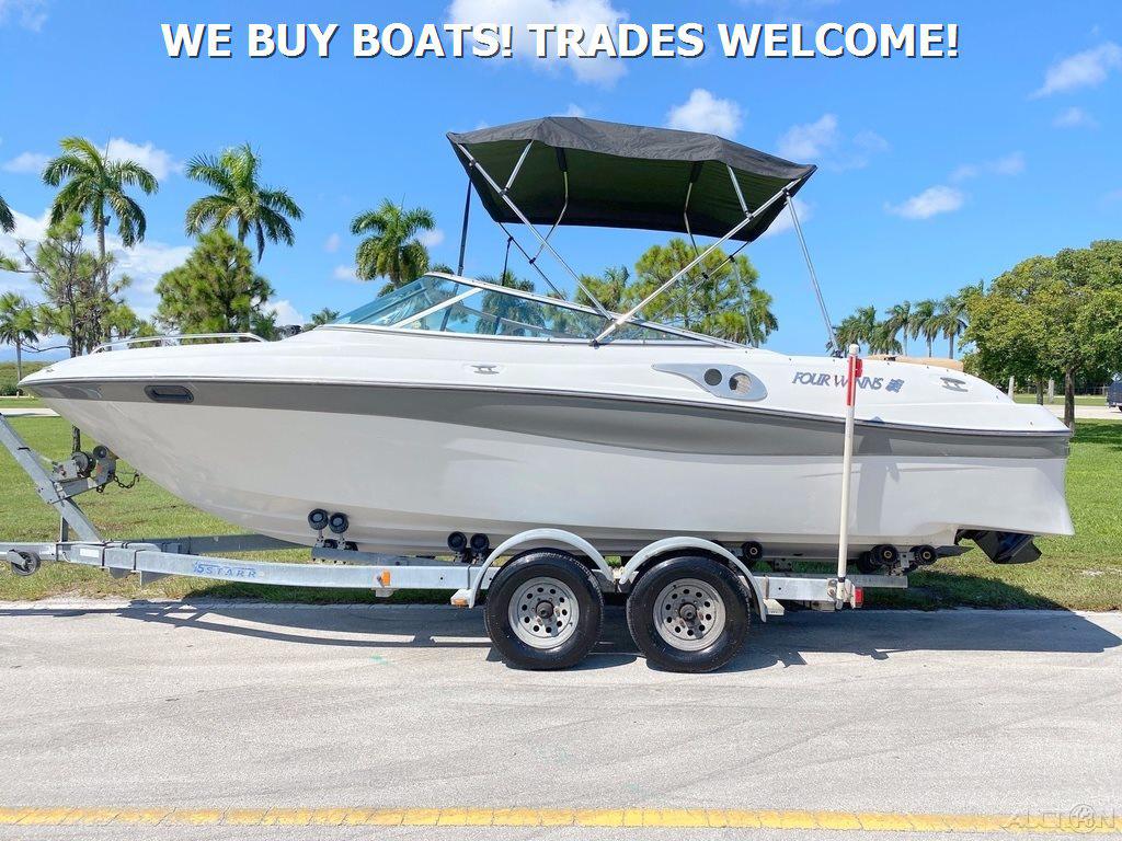 2000 Four Winns 235 Sundowner