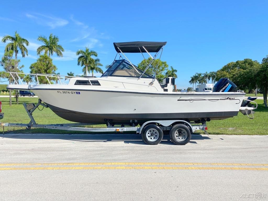 1990 Mako 230 Walk Around