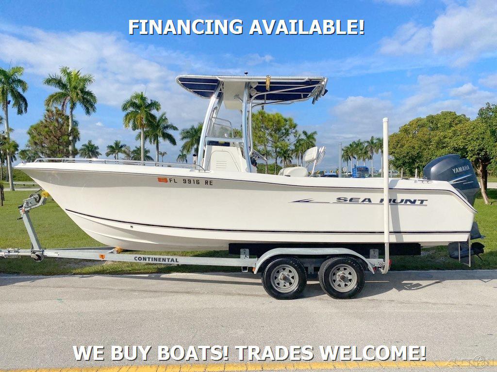 2007 Sea Hunt Triton 220