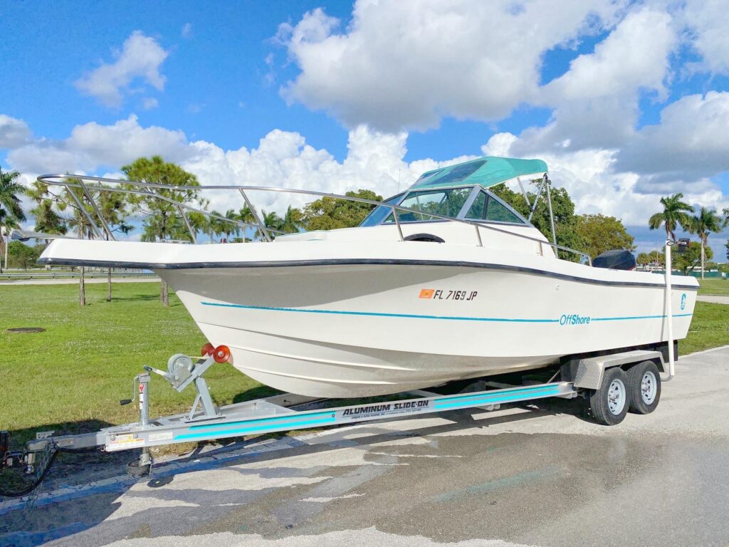 1995 Offshore Yachts 21WA