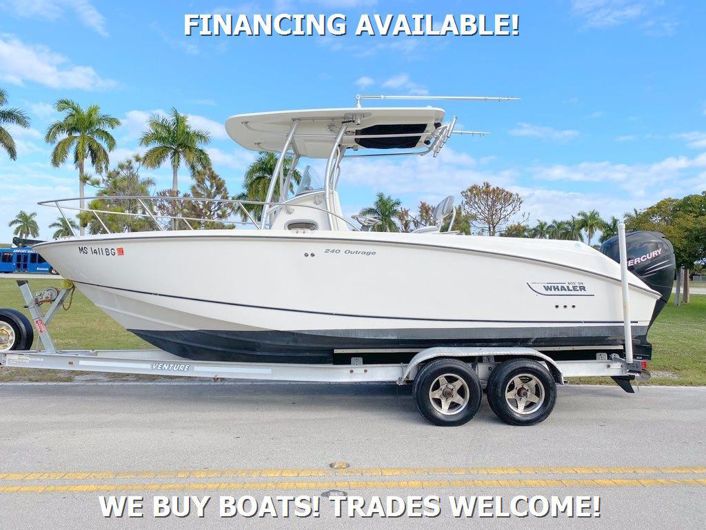 2006 Boston Whaler 240 Outrage