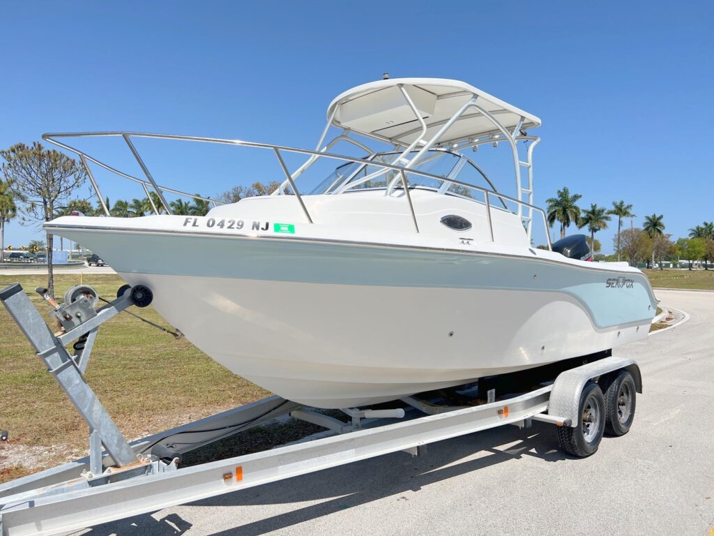 2007 Sea Fox 216 Walk Around