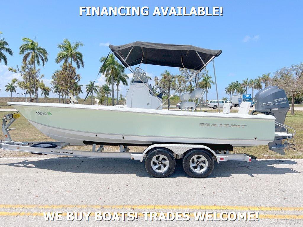 2015 Sea Hunt BX 22 BR