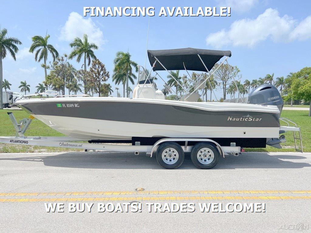 2017 NauticStar 231 Angler