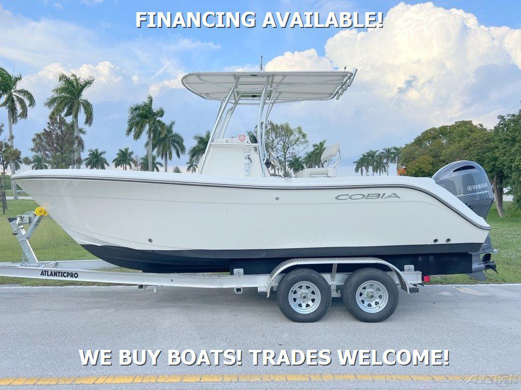 2019 Cobia 220